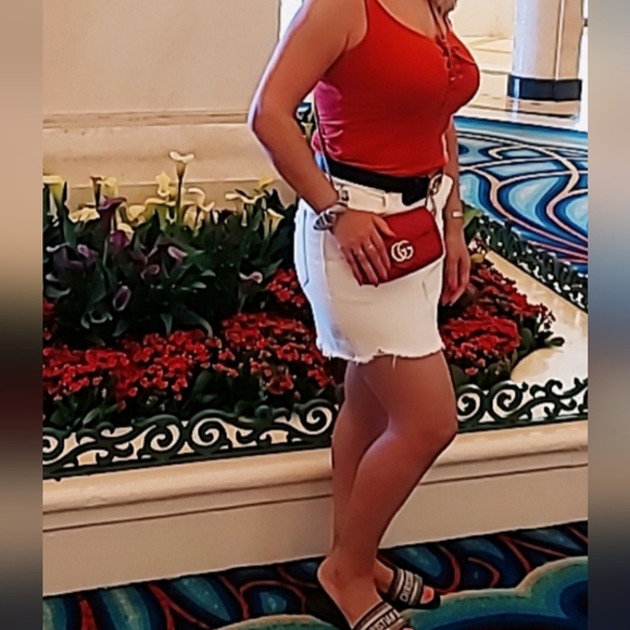 Gently used, 100% Auth. Great cond.Wih box & bag. - Picture 4 of 4